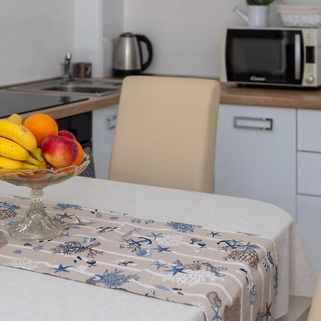 Seaview Apartment Sparkle Iskra - Povlja, Brac Povlja  Bagian luar foto