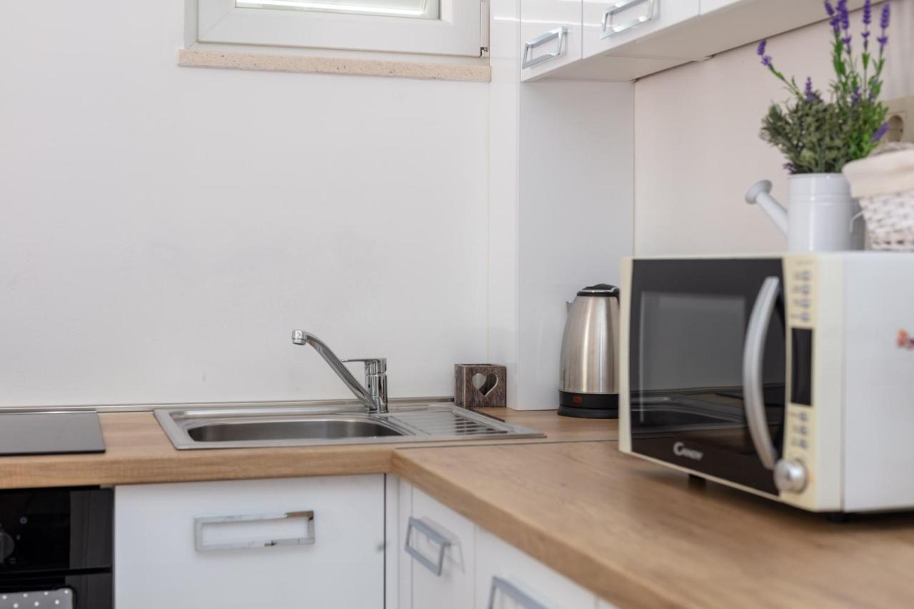 Seaview Apartment Sparkle Iskra - Povlja, Brac Povlja  Bagian luar foto